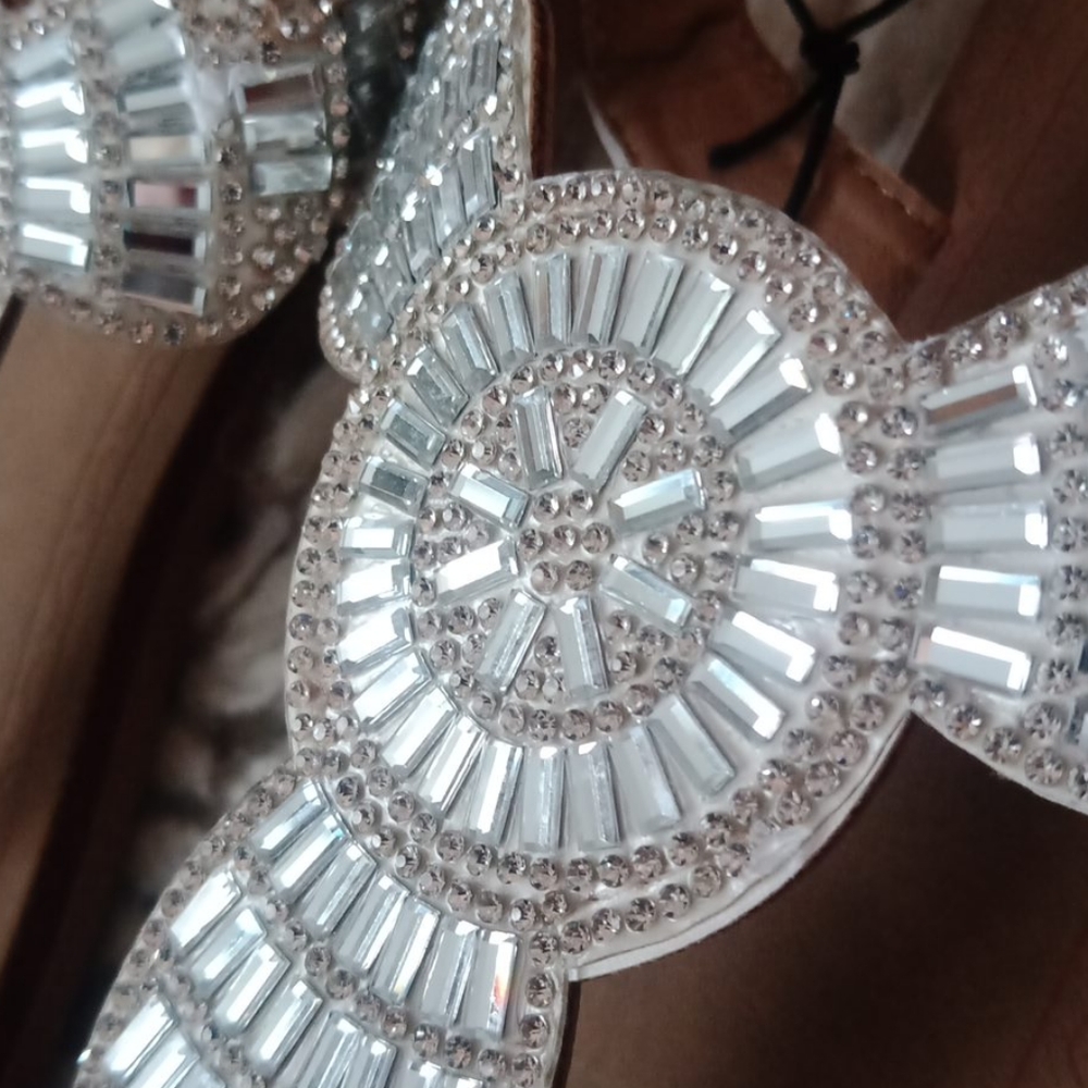 Sandals - Picture 3 of 10